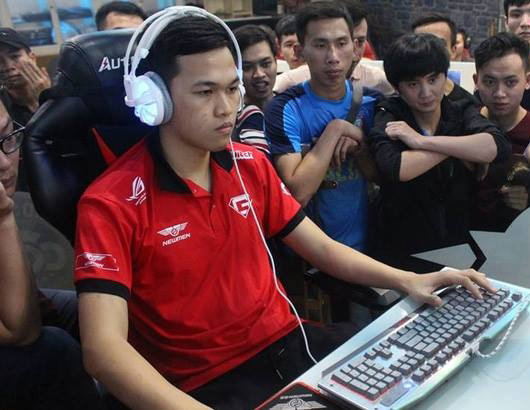 Chim Sẻ Đi Nắng, AOE Online Việt Trung 2017, Chim Sẻ Đi Nắng vô địch, Chim Sẻ Đi Nắng vs Shenlong, AOE Việt Nam
