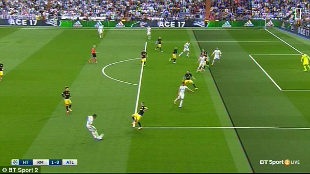 Real 3-0 Atletico, cựu còi vàng Việt Nam,Ronaldo,CR7,cup c1, champions league, real madrid, bán kết cup c1, ronaldo ghi bàn,