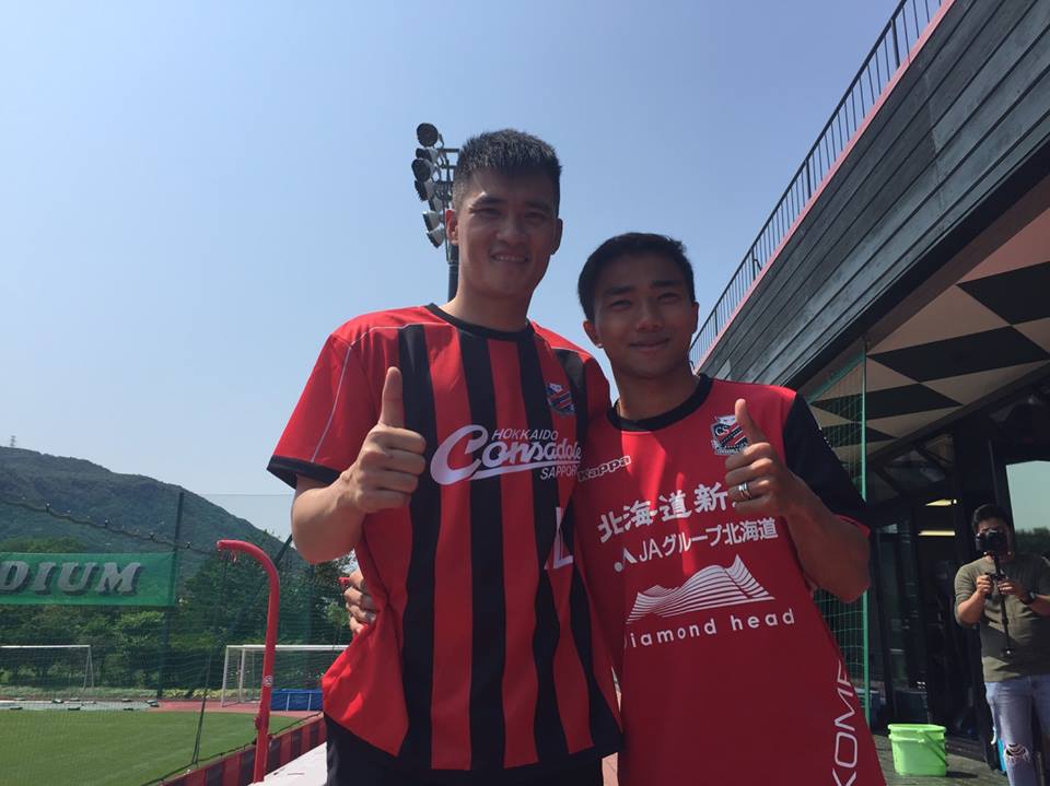 Công Vinh, Messi Thái, Sapporo