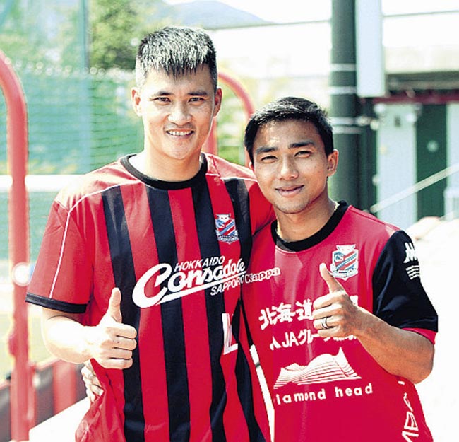 Cong Vinh, Messi Thai, Chanathip Songkrasin, Sapporo, Jleague