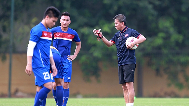 u22 viet nam, hlv huu thang tu chuc, sea games 29, bong da sea games, hlv hoang anh tuan