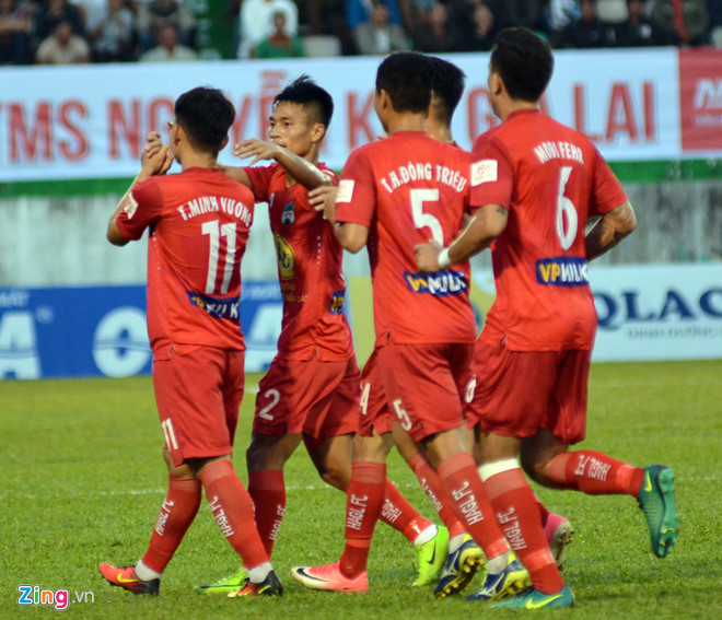 hagl, hagl 3-2 ha noi, vleague, hlv chung hae-seong, cong phuong, hlv nguyen quoc tuan