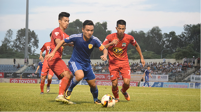 hagl, hagl 3-2 ha noi, vleague, hlv chung hae-seong, cong phuong, hlv nguyen quoc tuan