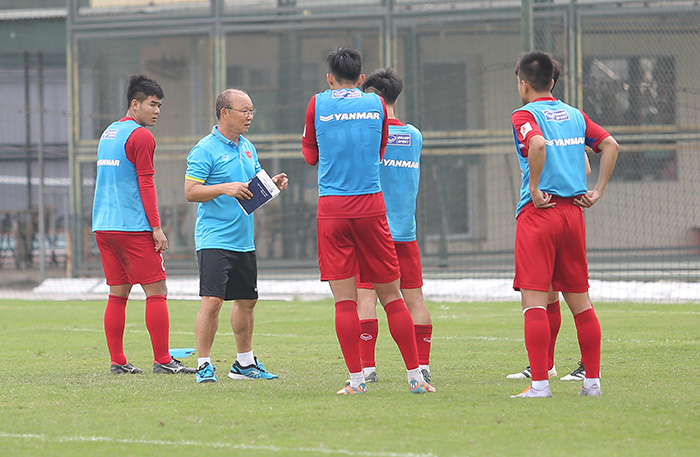 dtvn, hlv park hang seo, vong loai asian cup 2019