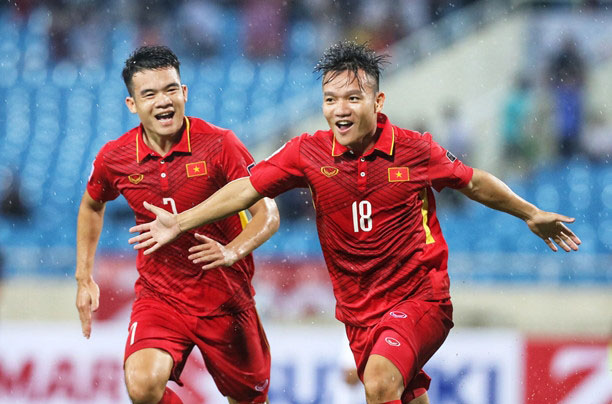 qbv viet nam, qua bong vang viet nam van quyet, thanh trung,vleague