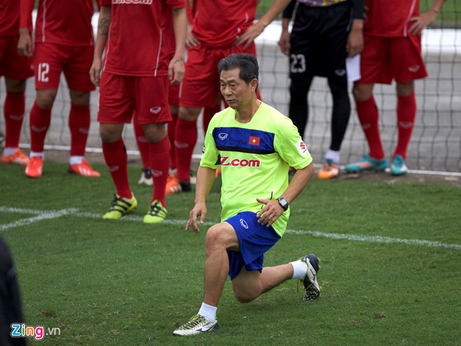 u23 viet nam, hlv park hang seo, vff, tro ly nguoi han quoc
