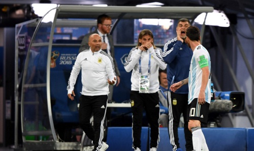 world cup 2018, hlv sampaoli, argentina, nigeria, kun aguero