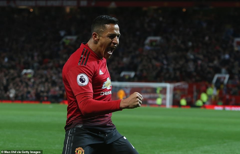 Sanchez ghi bàn, anh vui mừng, NHM vui và đặc biệt, Mourinho cũng như chực khóc MU 3-2 Newcastle, mourinho, nha, ngoai hang anh