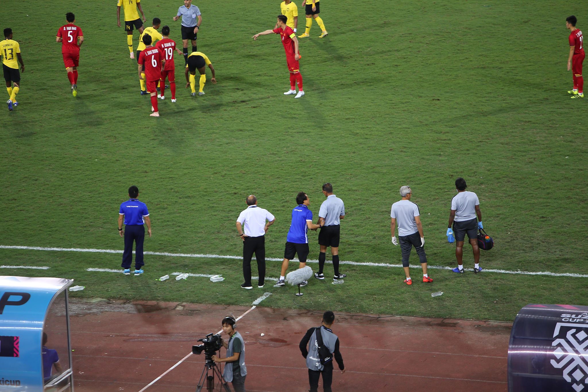 AFF Cup 2018, Việt Nam vs Malaysia, kết quả Việt Nam vs Malaysia, Công Phượng, Anh Đức, Quang Hải
