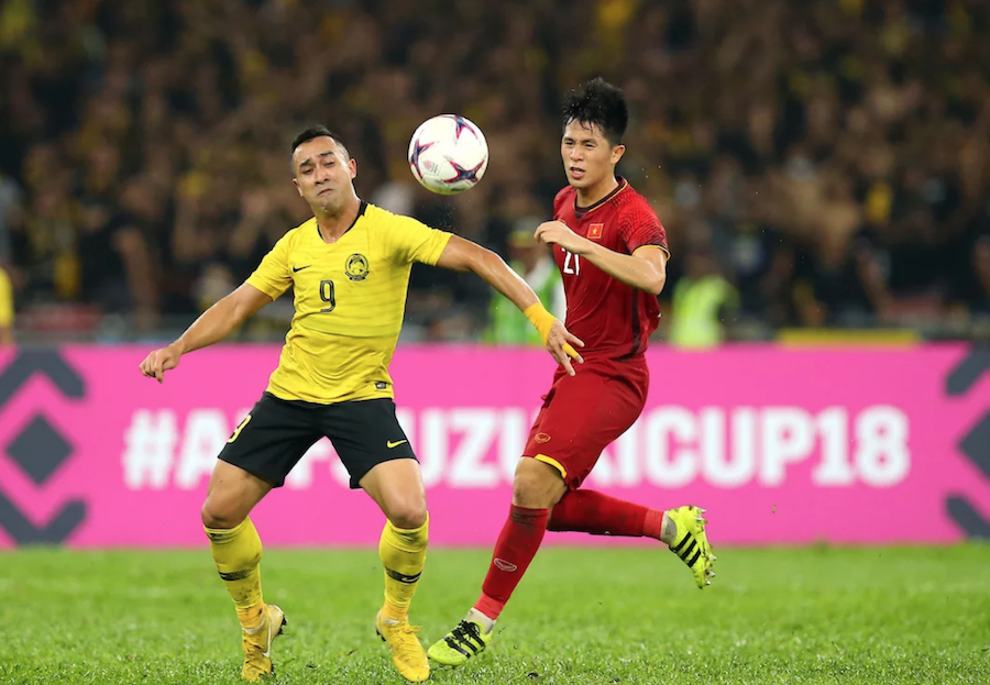 chung ket aff, viet nam 2-2 malaysia, aff 2018, duc chinh, dinh trong