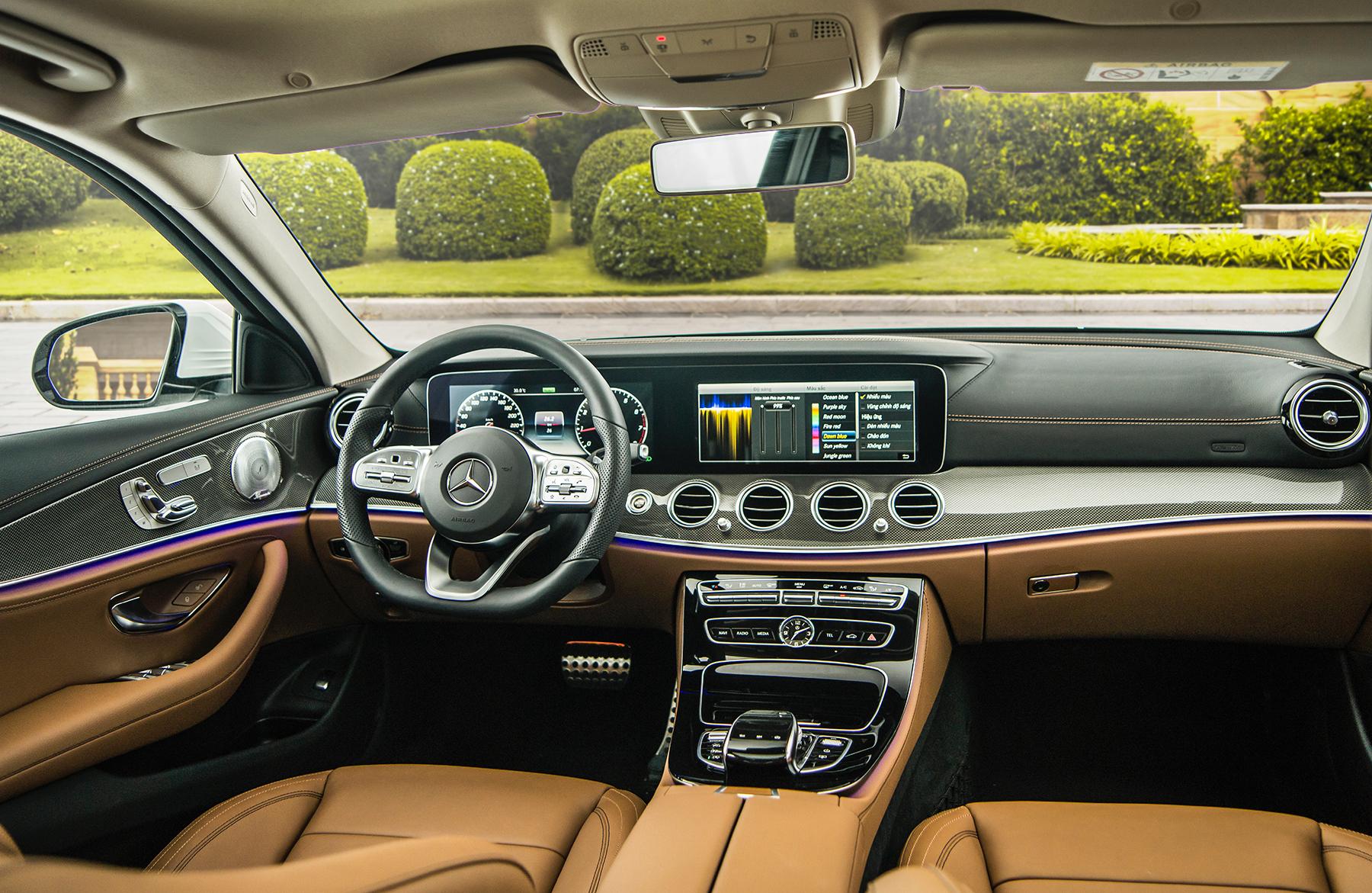 Đánh giá xe Mercedes E350 AMG 2020, thông số kỹ thuật, thiết kế, giá lăn bánh