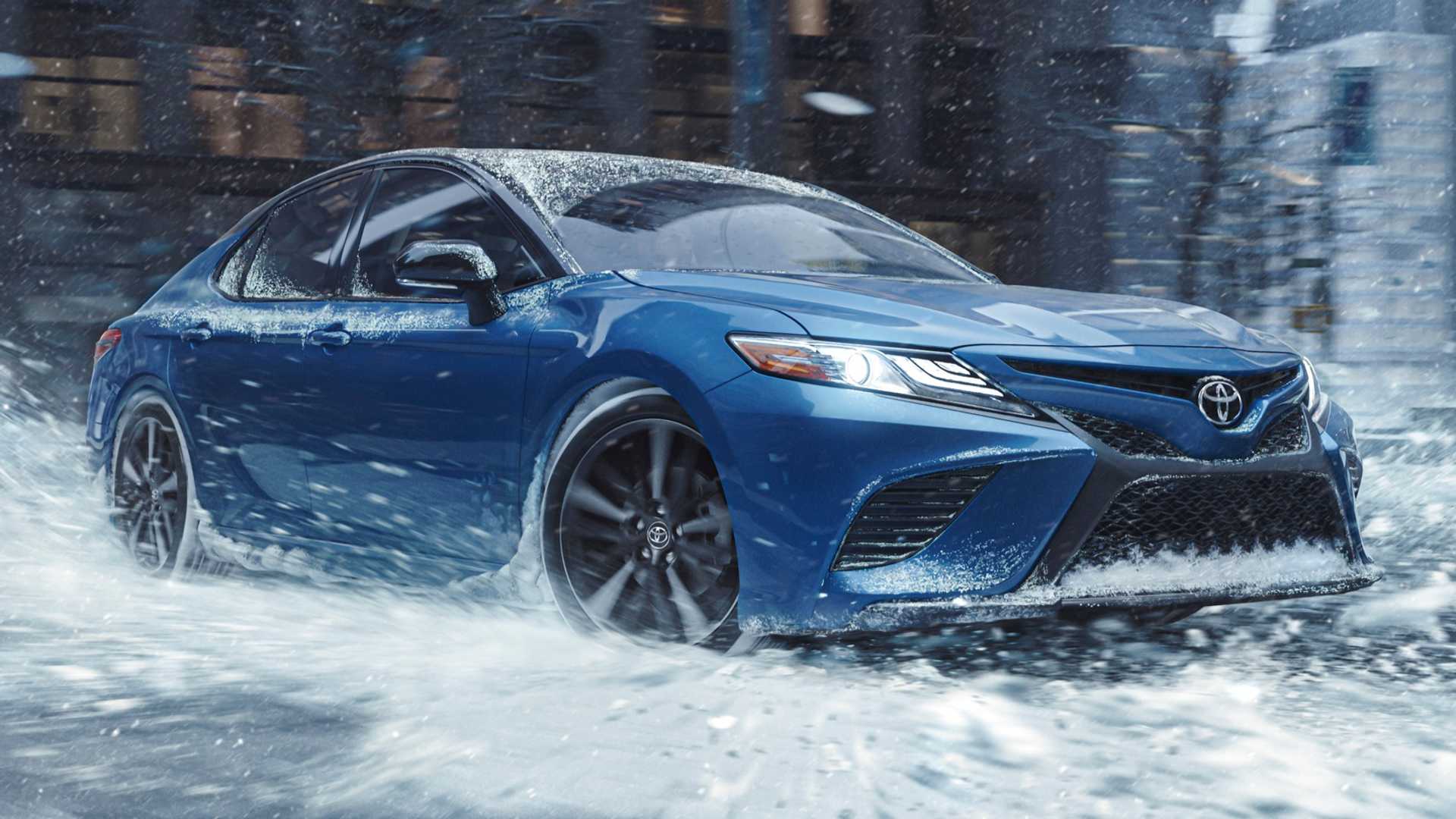 Toyota Camry AWD 2020 tại thị trường Mỹ, với giá khởi điểm là 26.370 USD