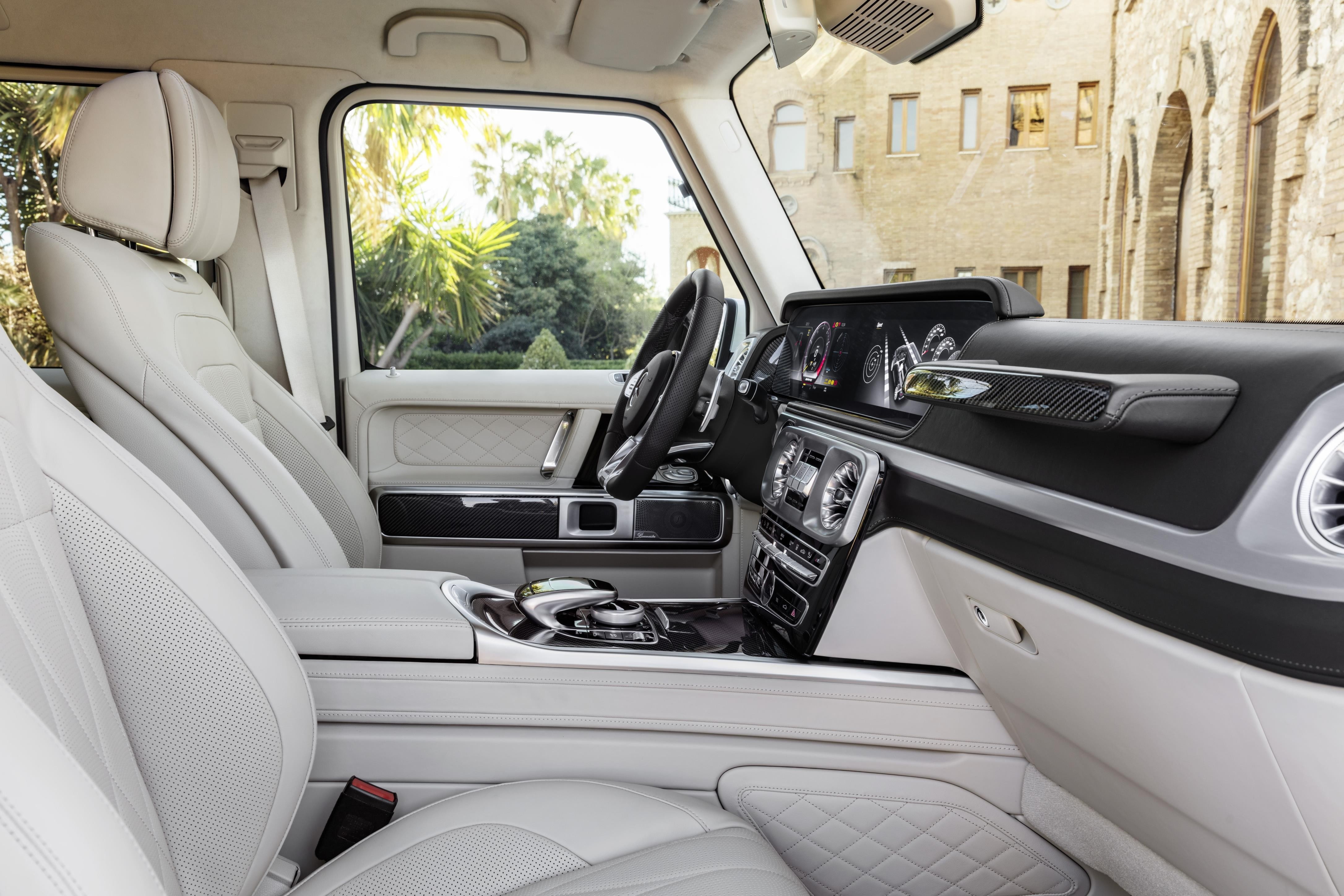 Đánh giá xe Mercedes-AMG G63 2020: SUV off-road bất khả chiến bại