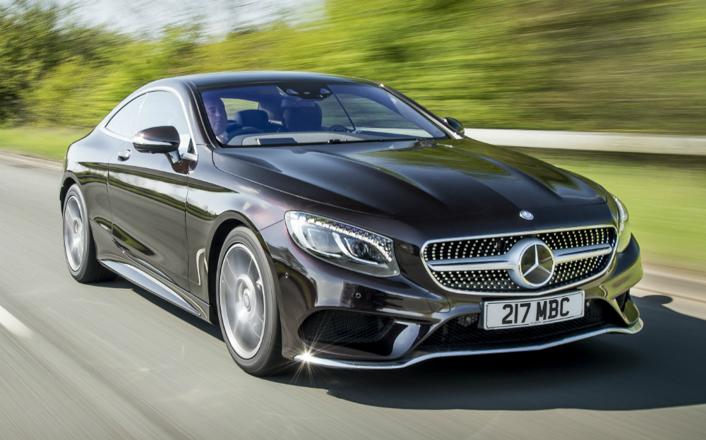 Chi tiết giá bán xe Mercedes-Benz S500 4Matic Couple, thông số kỹ thuật, nội ngoại thất, vận hành và đánh giá mới nhất 2020.