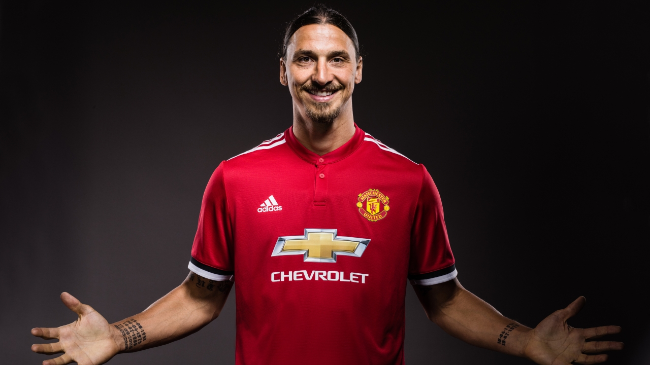 Manchester United, Leicester City, Ibrahimovich, Riyad Mahrez, Jose Mourinho
