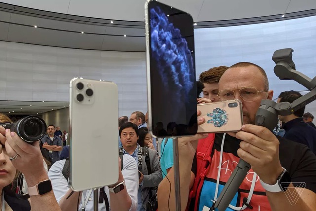 gia ban iphone 11
