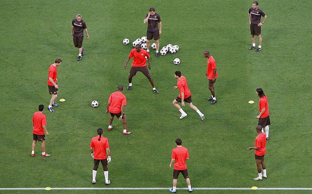 da bong ma xay dung loi choi tiki taka
