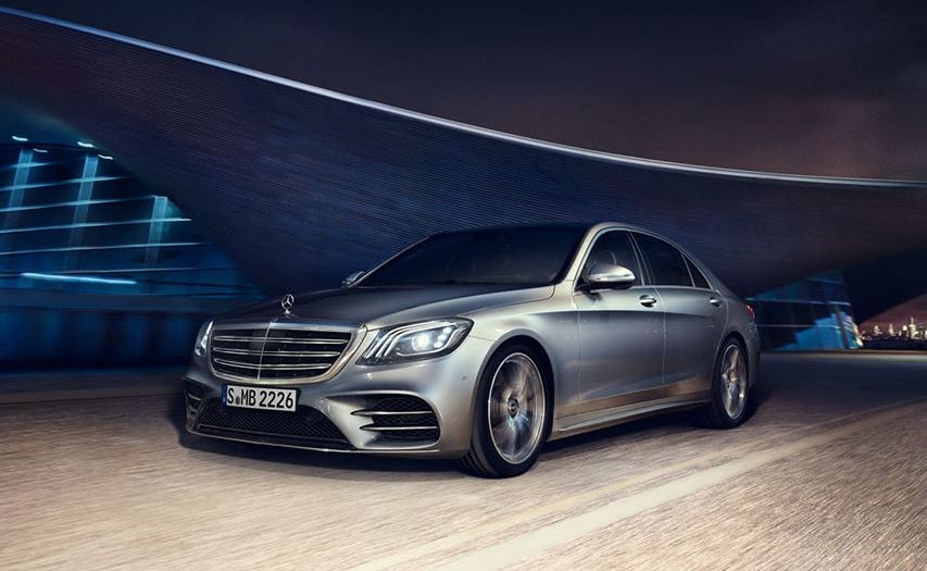 Chi tiết giá xe Mercedes S450 2020, thông số kỹ thuật, đánh giá nội ngoại thất và khả năng vận hành xe.