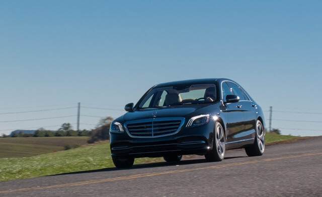 Chi tiết giá xe Mercedes S450 2020, thông số kỹ thuật, đánh giá nội ngoại thất và khả năng vận hành xe.