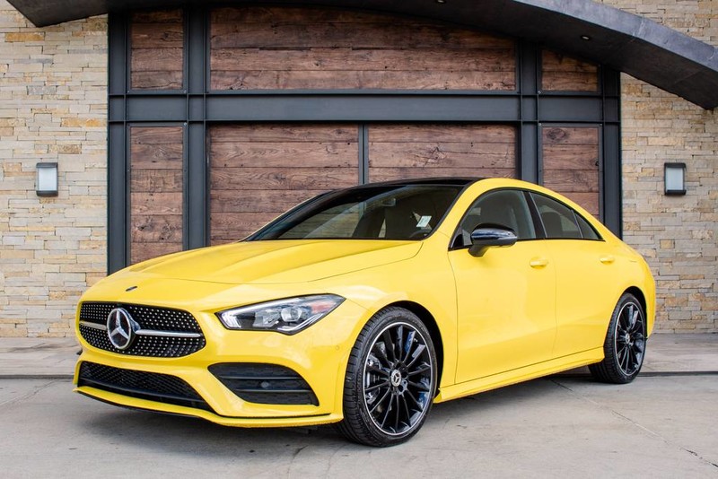 Mercedes CLA 250 2020 là mẫu xe sang nhận được nhiều quan tâm của khách hàng Việt