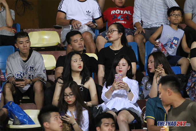 hà nội 4-3 thanh hóa, vòng 9 v. league, bạn gái quang hải, nhật lê