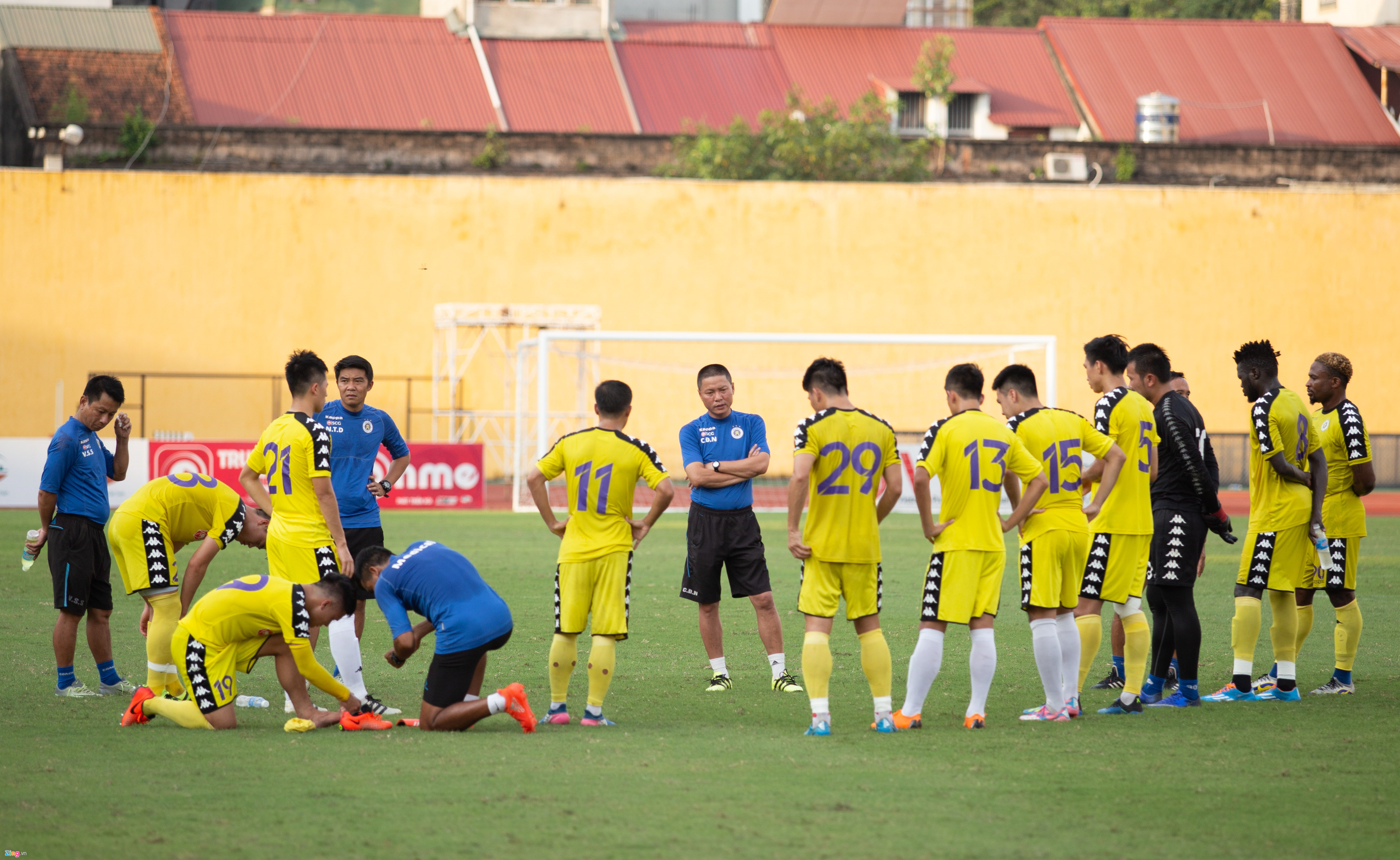clb-ha-noi-gap-kho
