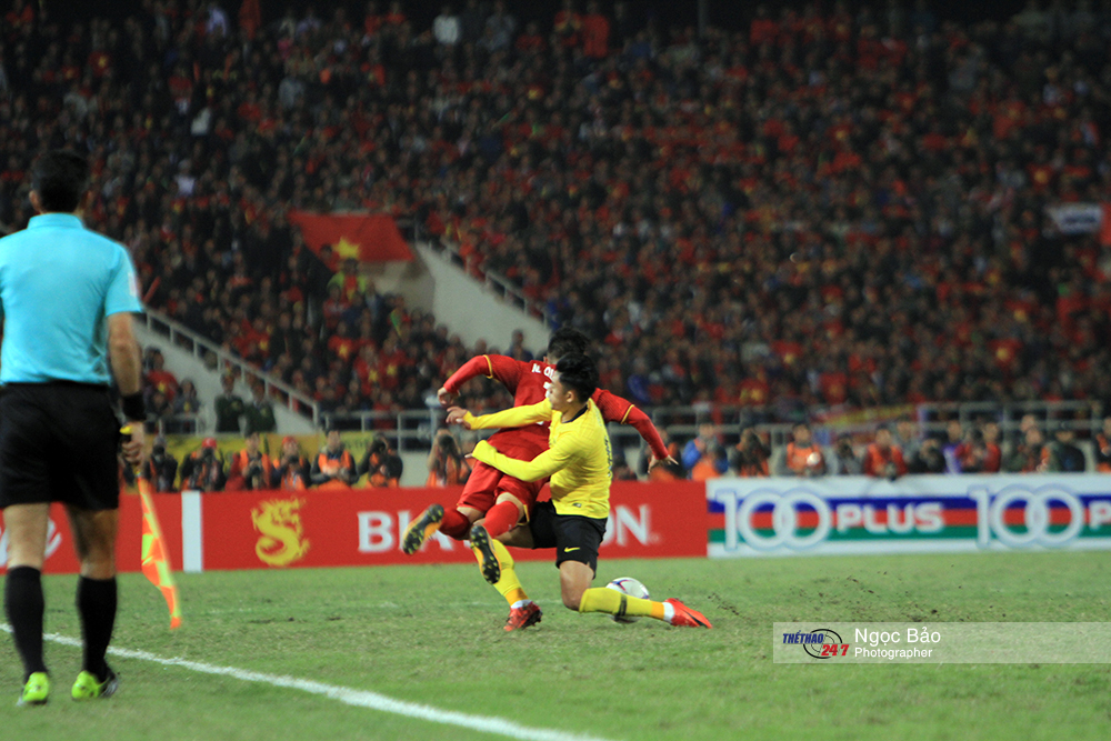 Quang Hải thường xuyên trở thành mục tiêu của Malaysia quang hai 1