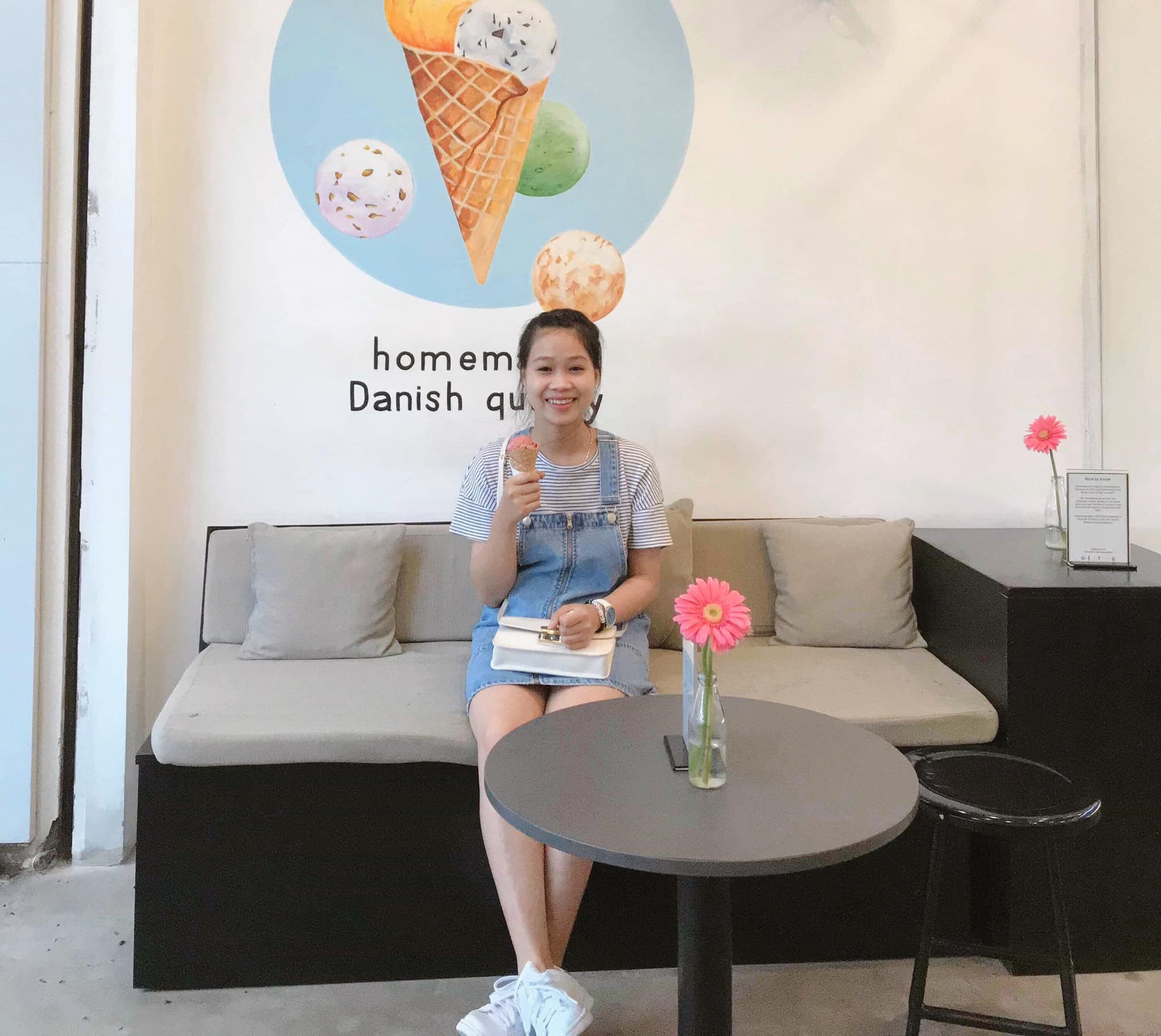 phuong anh em gai cong phuong
