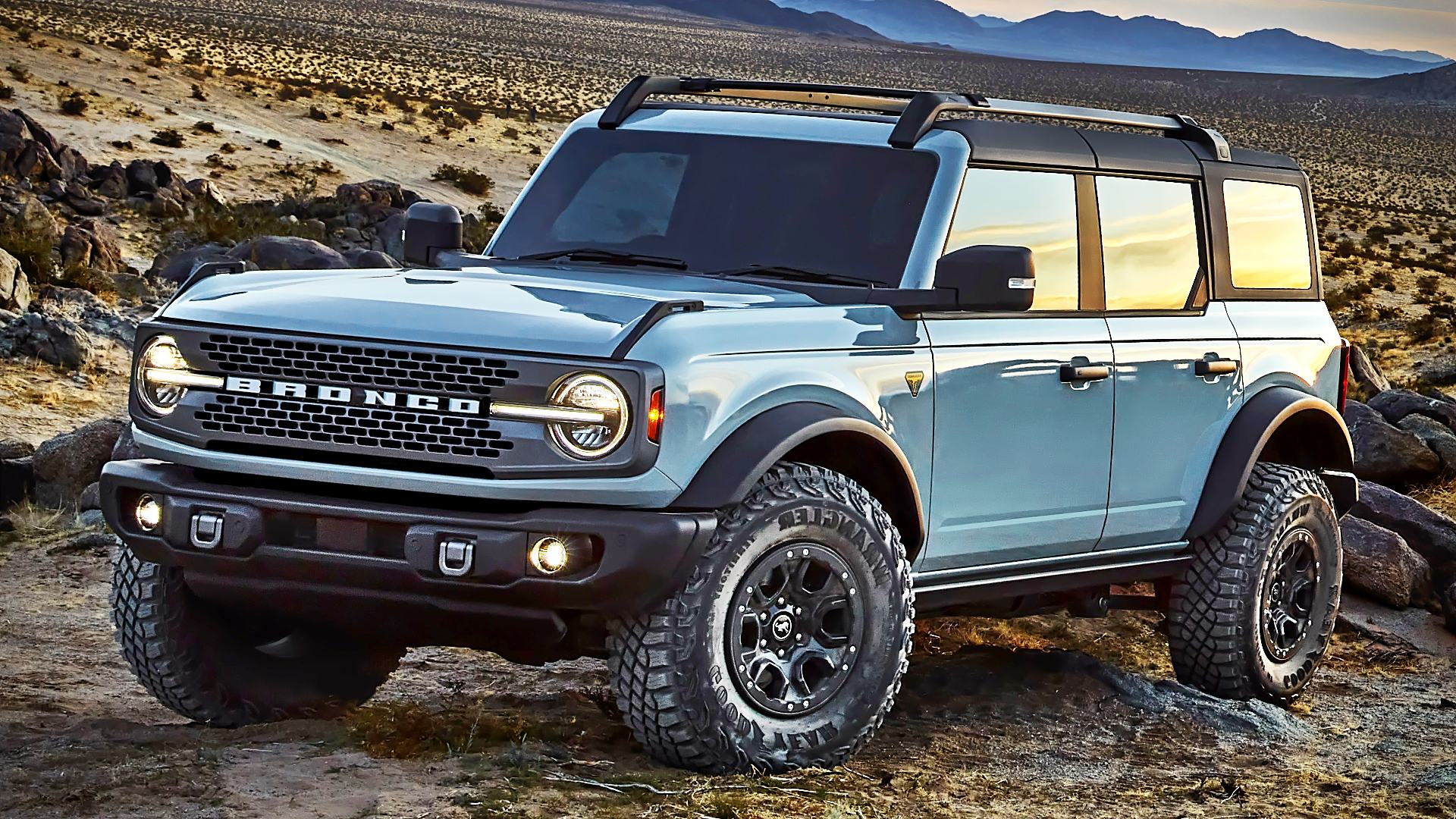 Ford Bronco 2021 4 cửa