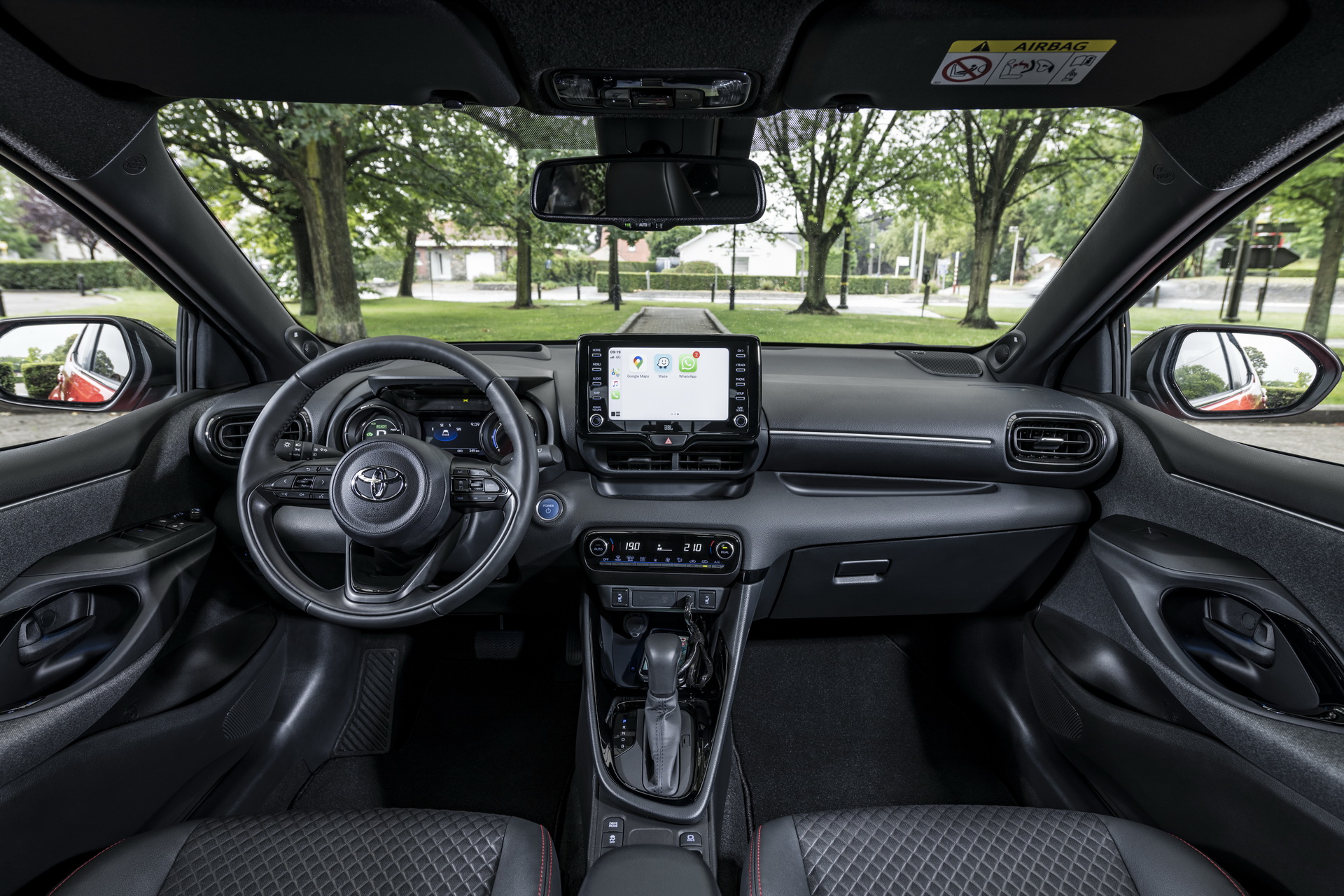 Nội thất Toyota Yaris 2020