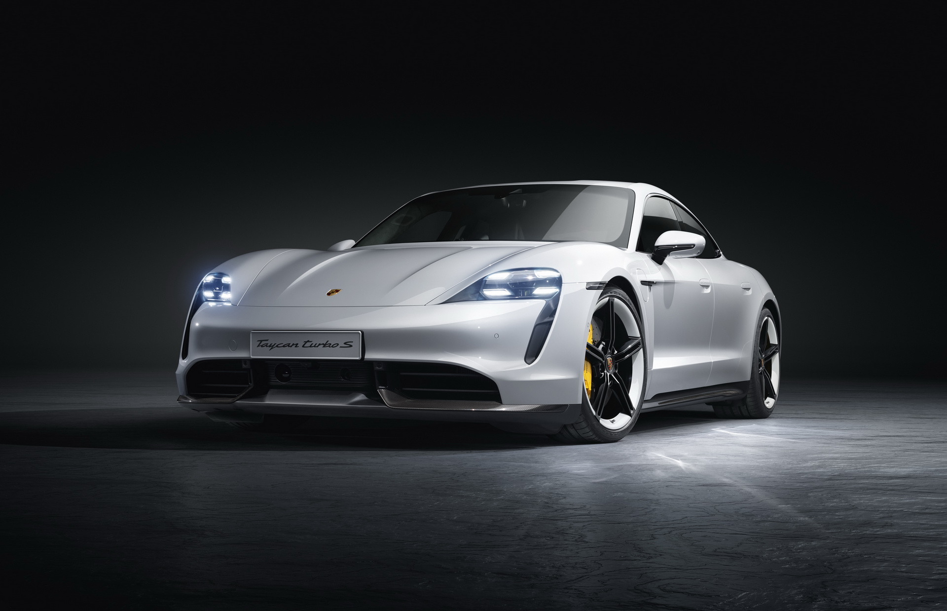 Porsche Taycan màu Trắng (Chalk)