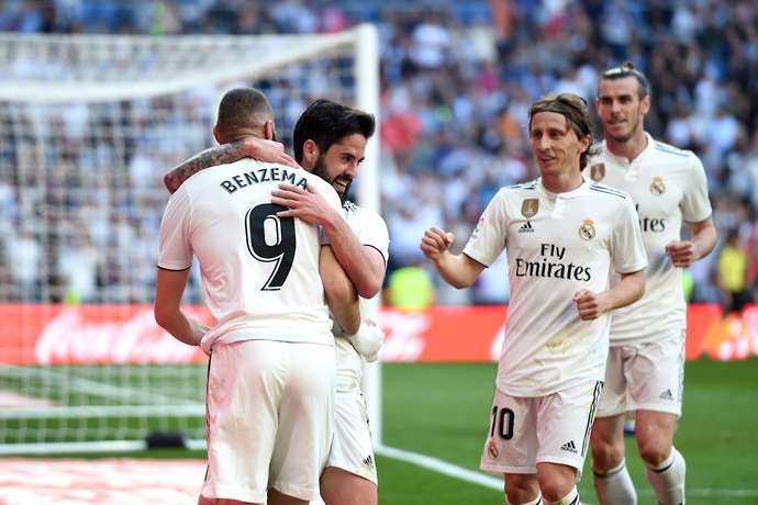 Chuyển nhượng Real, Zidane mua sắm, Real mua sắm, Real thanh lý cầu thủ, Bale rời Real, Varane rời Real, Varane đến M.U, Bale đến M.U