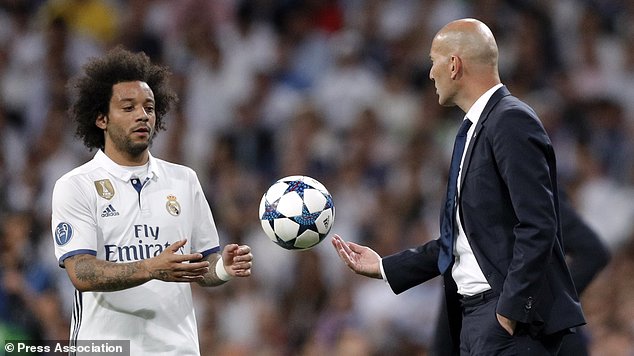Real vs Valencia, Real thua Valencia, bảng xếp hạng Laliga, lịch thi đấu Laliga, lịch thi đấu Real, Zidane phát biểu