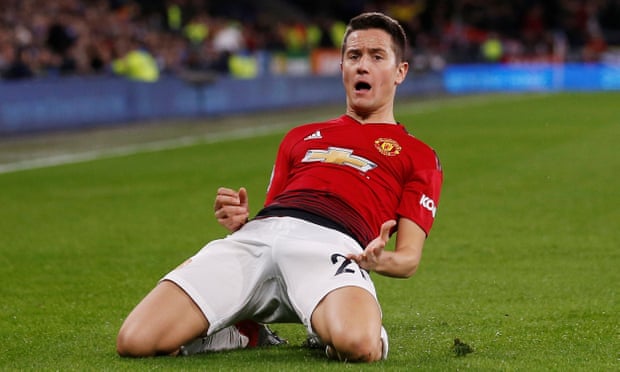 chuyển nhượng, tin chuyển nhượng, chuyển nhượng M.U, M.U chia tay cầu thủ, M.U vs Chelsea, cuộc đua top 4, herrera