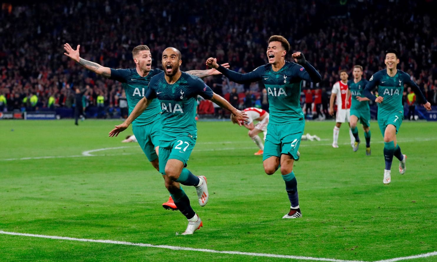 bán kết c1, bán kết champions league, kết quả bán kết c1, ajax 2-3 tottenham, kết quả ajax vs tottenham, chung kết c1