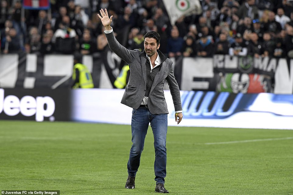 Juventus, juventus vs atalanta, serie a, serie a vòng 37, ronaldo, cup c1, barzagli, max allegri, buffon, ramsey