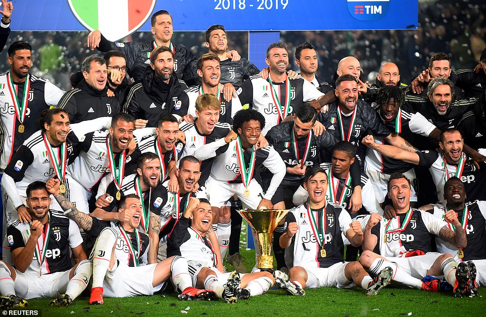 Juventus, juventus vs atalanta, serie a, serie a vòng 37, ronaldo, cup c1, barzagli, max allegri, buffon, ramsey