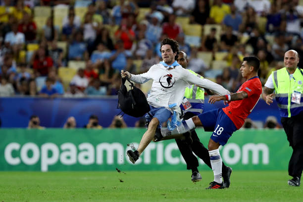 chile vs uruguay, kết quả chile vs uruguay, copa america, lịch thi đấu copa america, kết quả copa america, sao chile tấn công cổ động viên