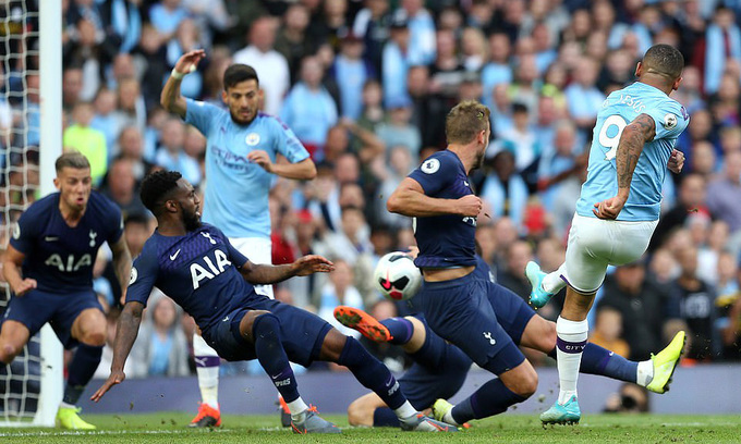 aguero cãi nhau với pep, aguero pep, man city vs tottenham, kết quả man city vs tottenham, aguero, pep, man city, tottenham, kết quả ngoại hạng anh