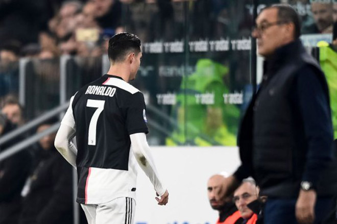 Lippi, Sarri, Ronaldo, Ronaldo ngồi ngoài, Sarri - Ronaldo, ĐT Trung Quốc, vòng loại World Cup, Juventus, Ronaldo xin lỗi 