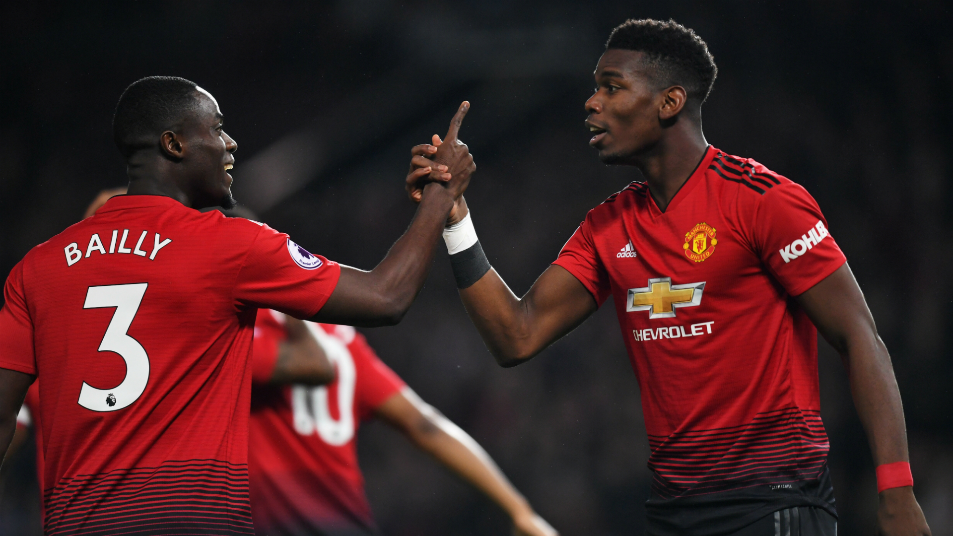 pogba, lingard, MU, COVID-19