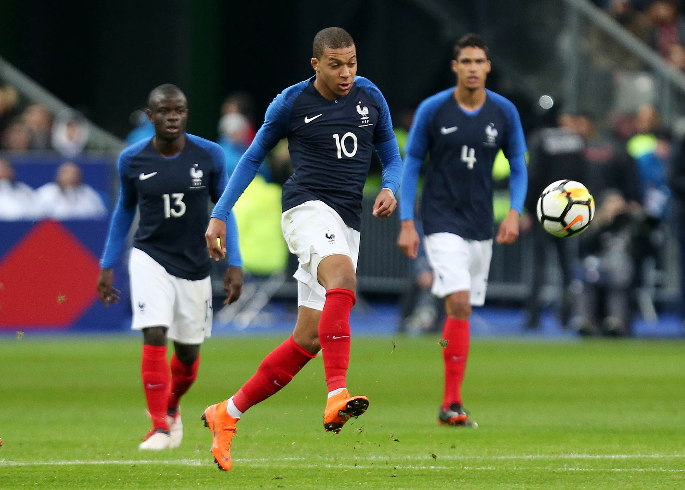 Chuyển nhượng Real, Real, Pogba, Mbappe, Kante, Chelsea, MU