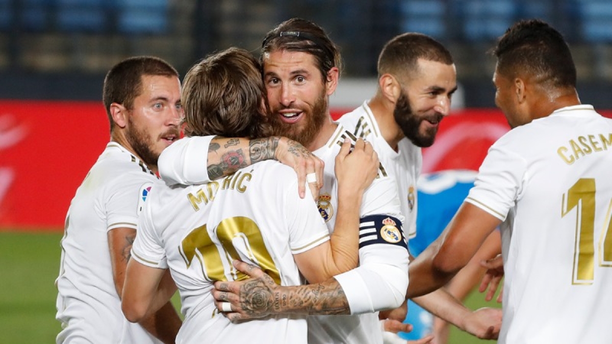 Real Madrid, La Liga, Barca, Granada vs Real Madrid