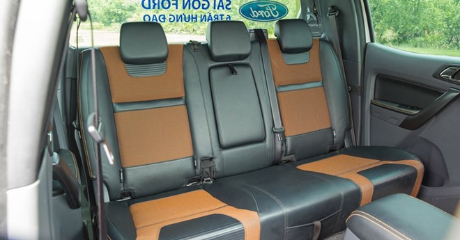 Các xe Ranger lần này bị triệu hồi vì lỗi hệ thống khóa chốt hàng ghế sau