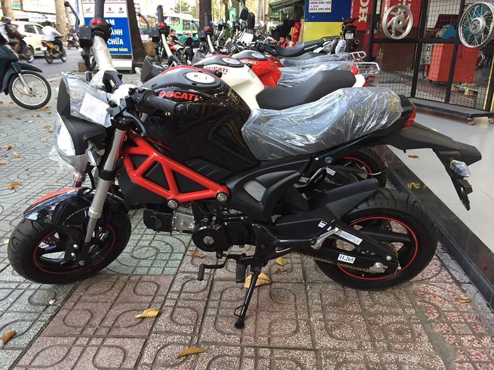 Đây là những chiếc Monster 110, không phải sản phẩm của hãng Ducati