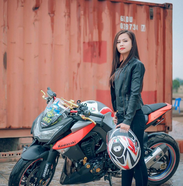 Hình ảnh đời thường của Hồng Thủy