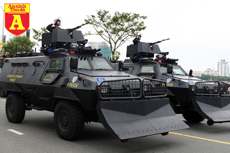 Xe bọc thép đặc chủng S-5 của CSCĐ Việt Nam