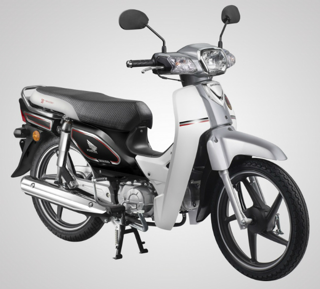 Bản giới hạn mới cho dòng xe mẫu Honda Super Dream vừa ra mắt tại Malaysia.