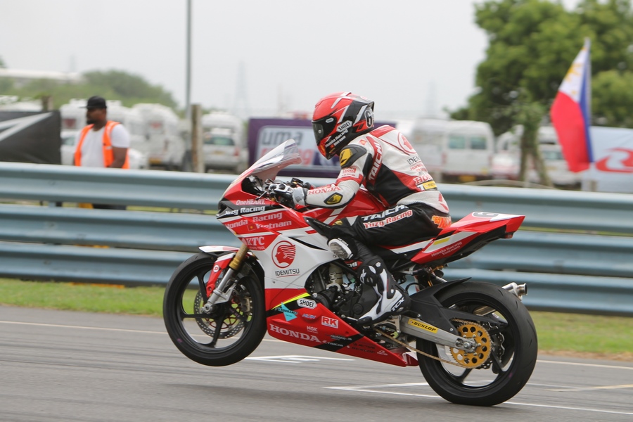 Cao Việt Nam có pha xuất phát xuất sắc ở Race 2