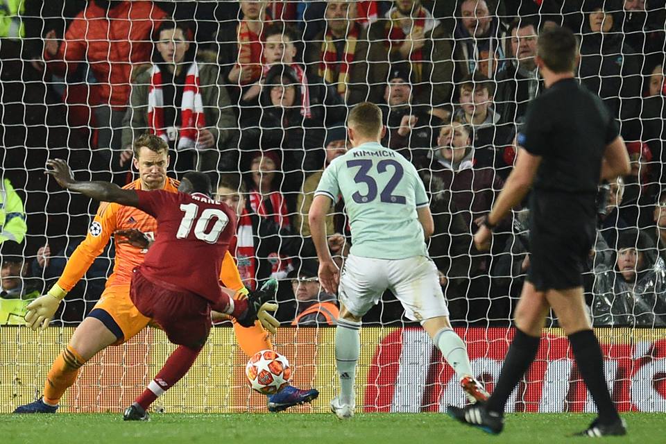 Neuer, Bayern, Bayern Munich, Liverpool vs Bayern, C1, Champions League, vòng 1/8 C1